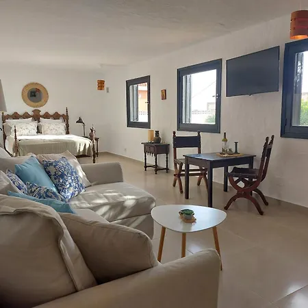 La Casa Blanca * Playa Del Hombre